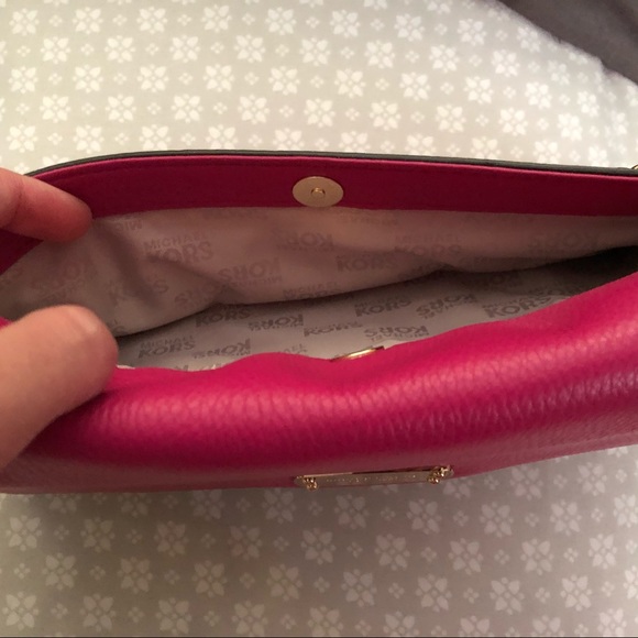 Michael Kors Shoulder Purse - Picture 9 of 10